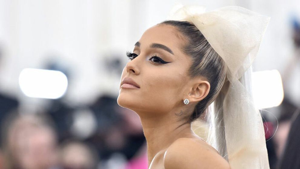 Od teroristického útoku v Manchestri uplynul rok. Ariana Grande venovala fanúšikom dojemný odkaz