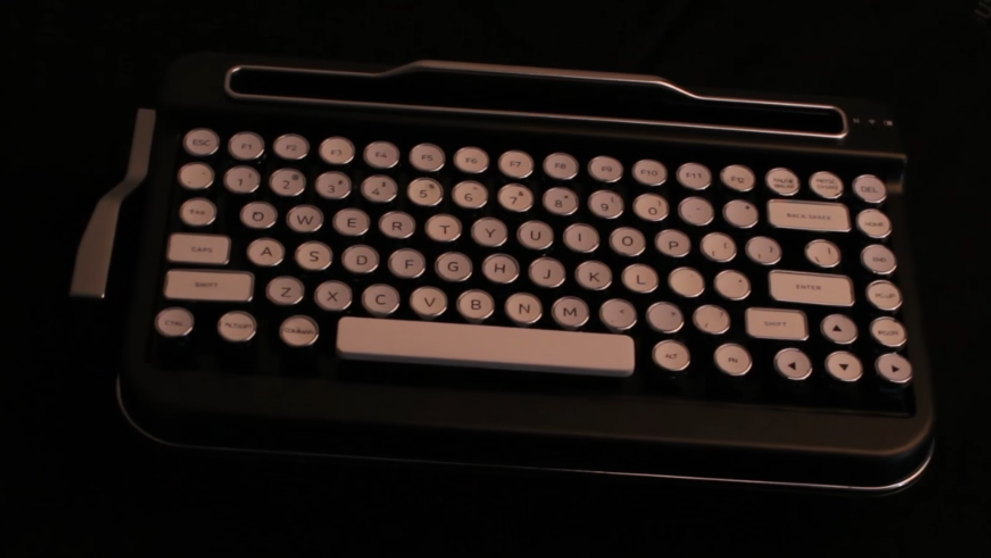 Vychytávka týždňa: Písacie stroje sa vracajú. Budú plnohodnotným pracovným pomocníkom