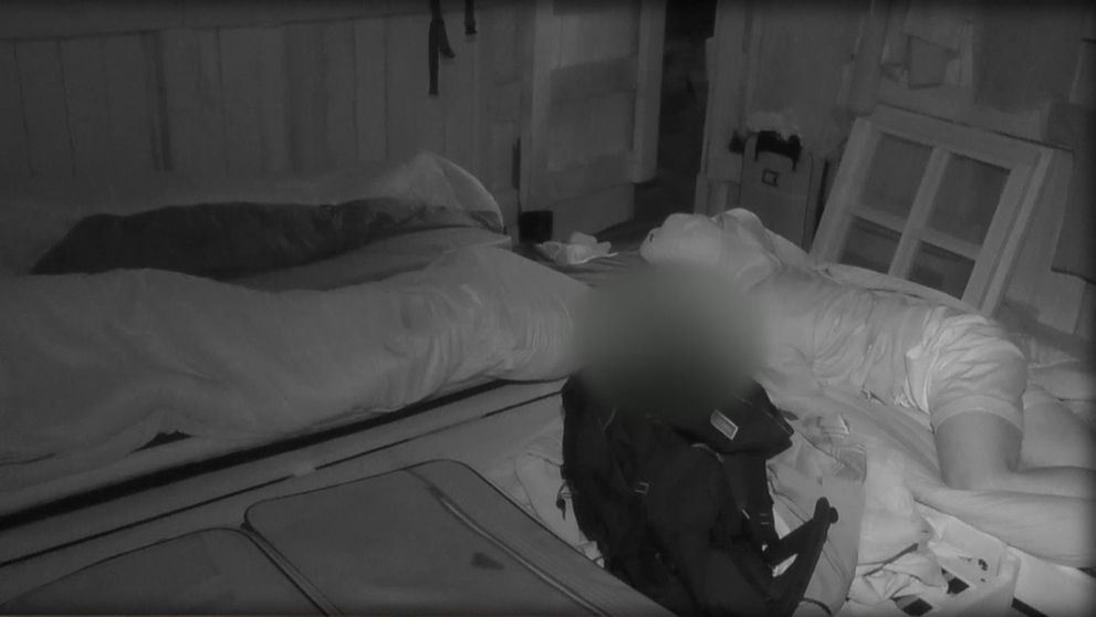 Nočná nehoda na statku: Jeden z farmárov sa povracal v spánku