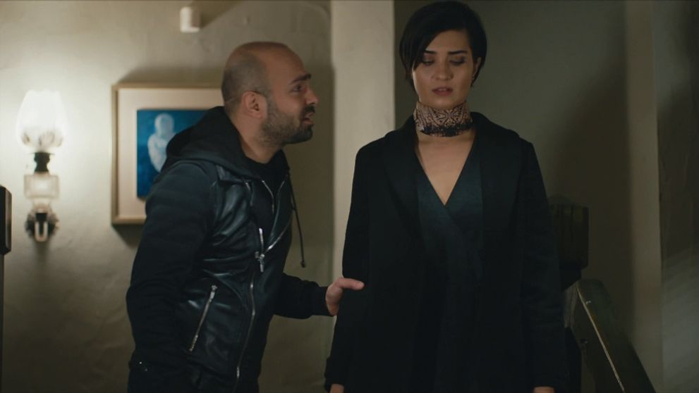 Statočný a krásna: 38. a 39. epizóda