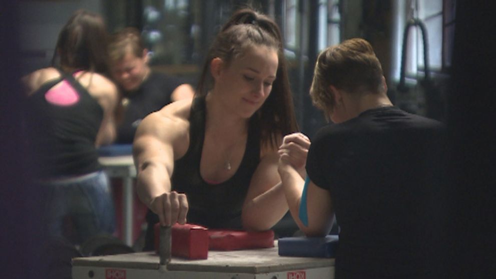 Táto kráska žne jeden úspech za druhým v mužskom športe