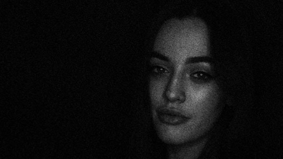 Rodinná tragédia. Spevákovi zomrela po mame aj mladučká sestra