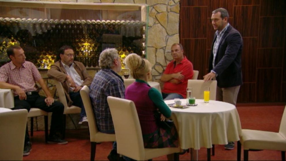 Peter berie Evu vážne a zrieka sa funkcie!