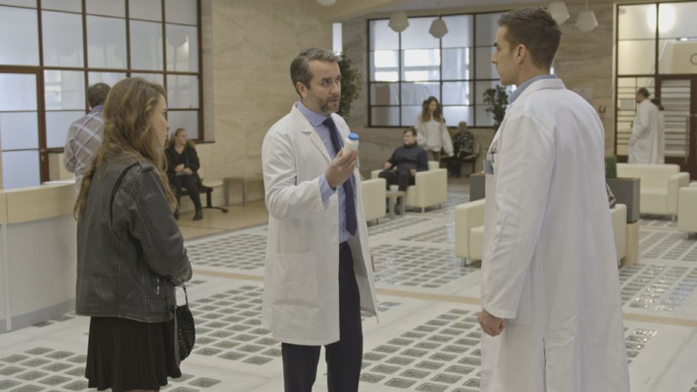 Poletí Bartoš? Varga zistí, že má problém s drogami