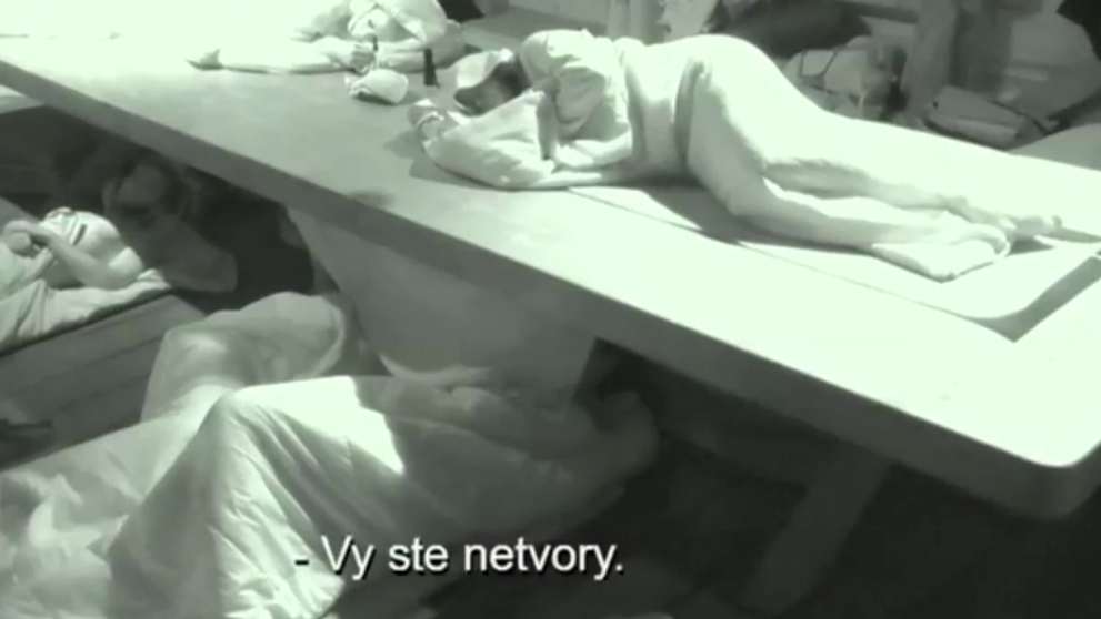 TOP 10 najerotickejších momentov na Farme: Perina sa len tak natriasala