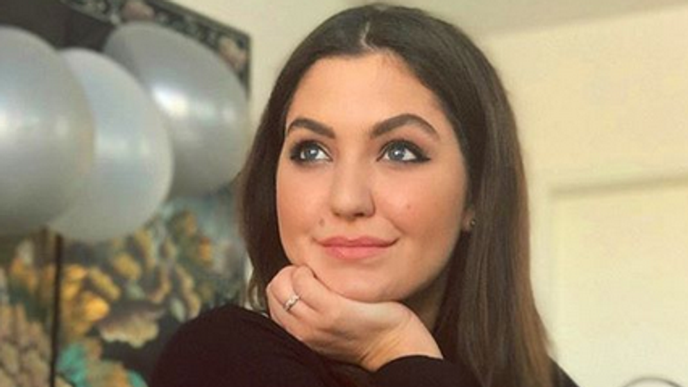 Spevák šlágrov zaútočil na Celeste Buckingham. To už fakt nevie, ako zaujať?!