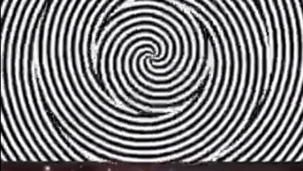 Hitom internetu je tento hypnotický optický klam. Zamotá hlavu aj vám