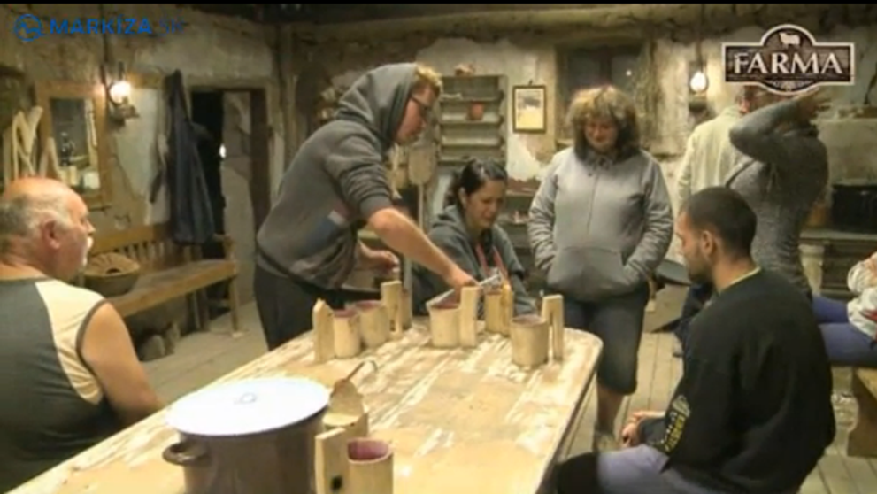 Nočná párty na Farme!