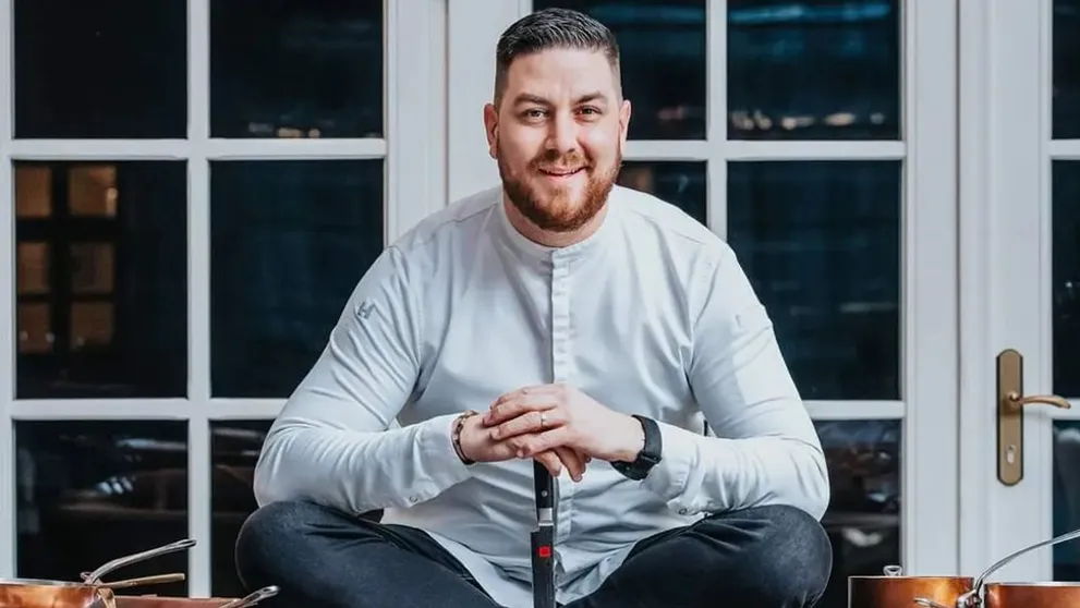 Šéfkuchár Martin Novák z Na nože: Zákazníkom neponúka len jedlo, ale aj príbeh!
