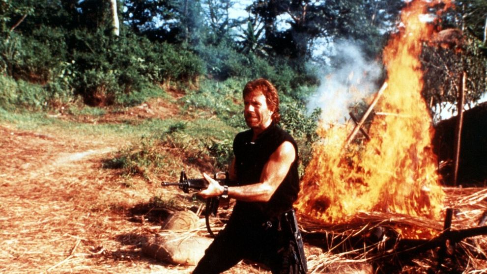 Keď sa narodil, doviezol mamu z nemocnice domov. Chuck Norris sa rozhodol mať 77 rokov