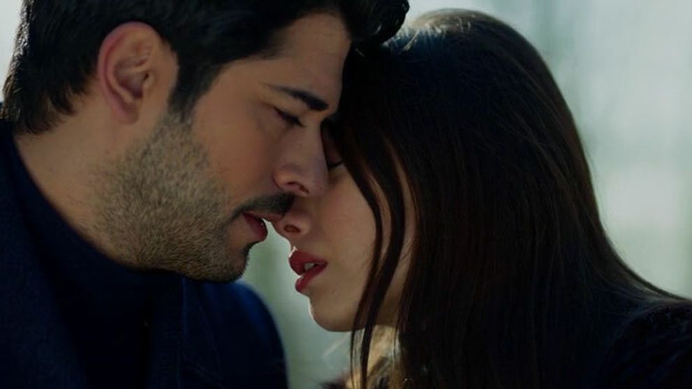 Nekonečná láska: 165. a 166. epizóda