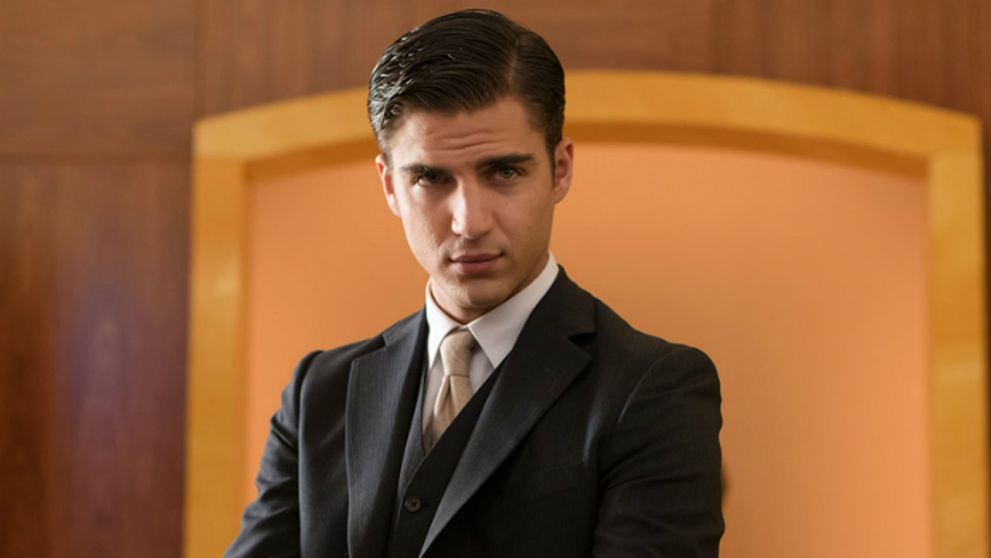 Cukrík Max z Velvetu šokuje: Úplne nahý na pláži!