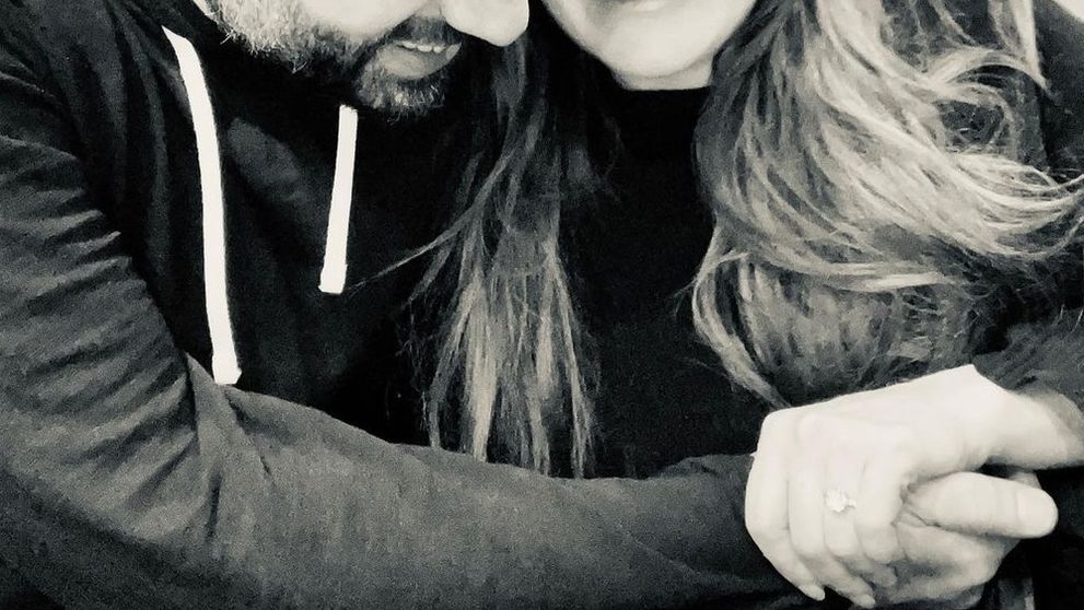 Ktože sa to bude vydávať?! Herečka, ktorá lietala v problémoch, je zasnúbená