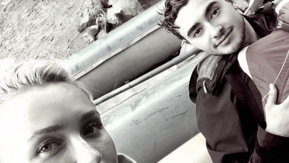 Zosnulého herca našli priatelia: Sedel v kresle a nereagoval