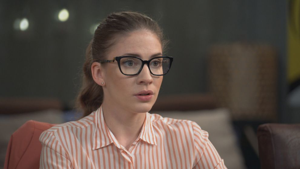 Alex povie Eme veci, ktoré by nechcela počuť žiadna žena