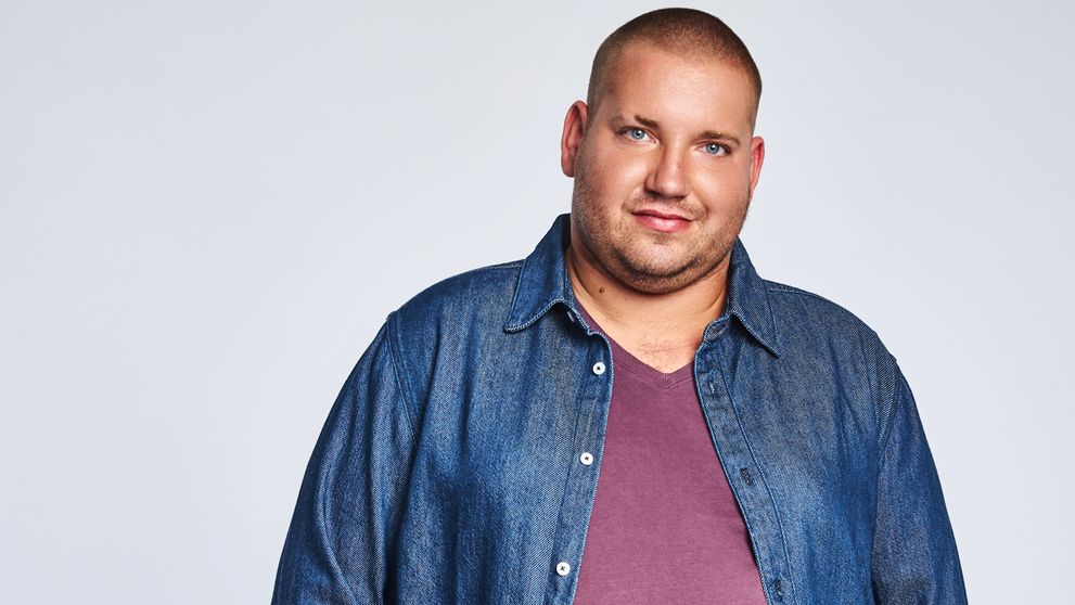 Má za sebou temné roky: Dostal sa do zlej partie, skončil na drogách