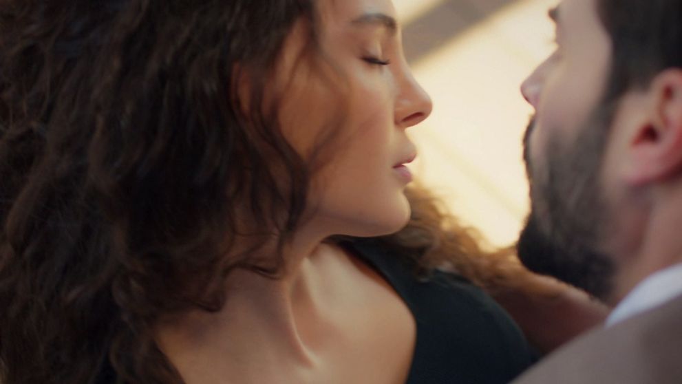 Spútaný motýľ II.: 35. a 36. epizóda