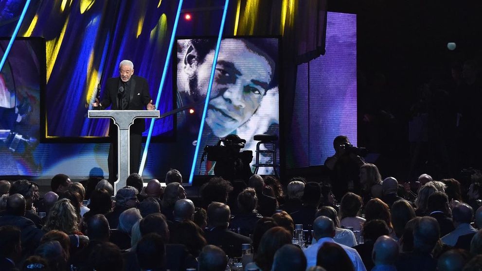 Smutná správa: Zomrel spevák jedného z najväčších hitov všetkých čias!