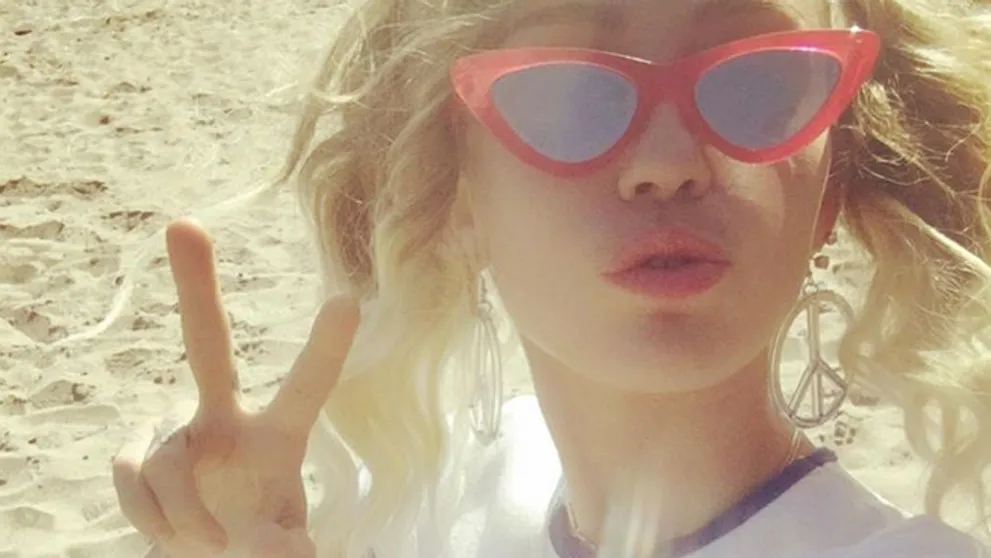 Fanúšikovia Miley Cyrus zúria. Aby sa nehnevali, oznámila veľkú novinu