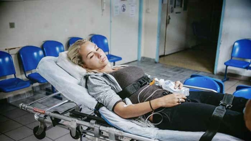 Lucii sa lepí smola na päty! Otras mozgu!