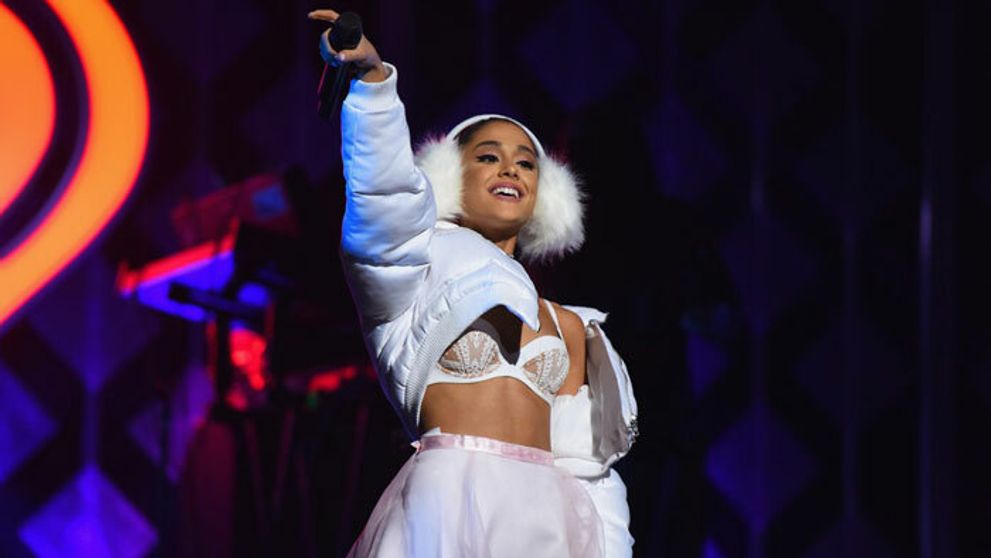 Najprv Rihanna, teraz Ariana Grande: Z ďalšej speváčky je blondína!