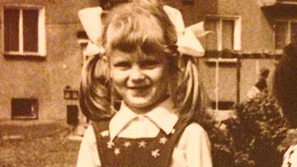 Spoznávate v tejto malej copani známu topmodelku?