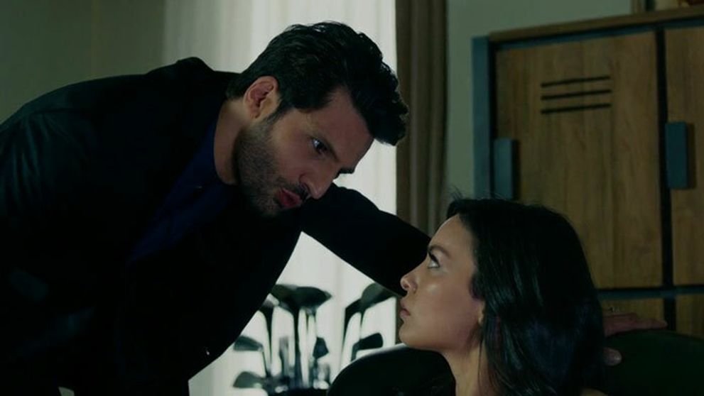 Nekonečná láska: 93. a 94. epizóda