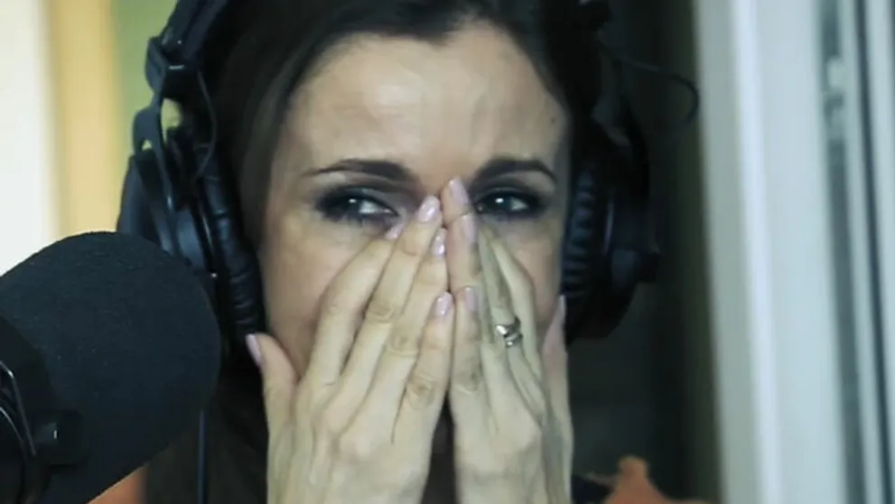Lenka Šóošová sa rozplakala v éteri rádia. To, čo jej pustili, by dostalo každého