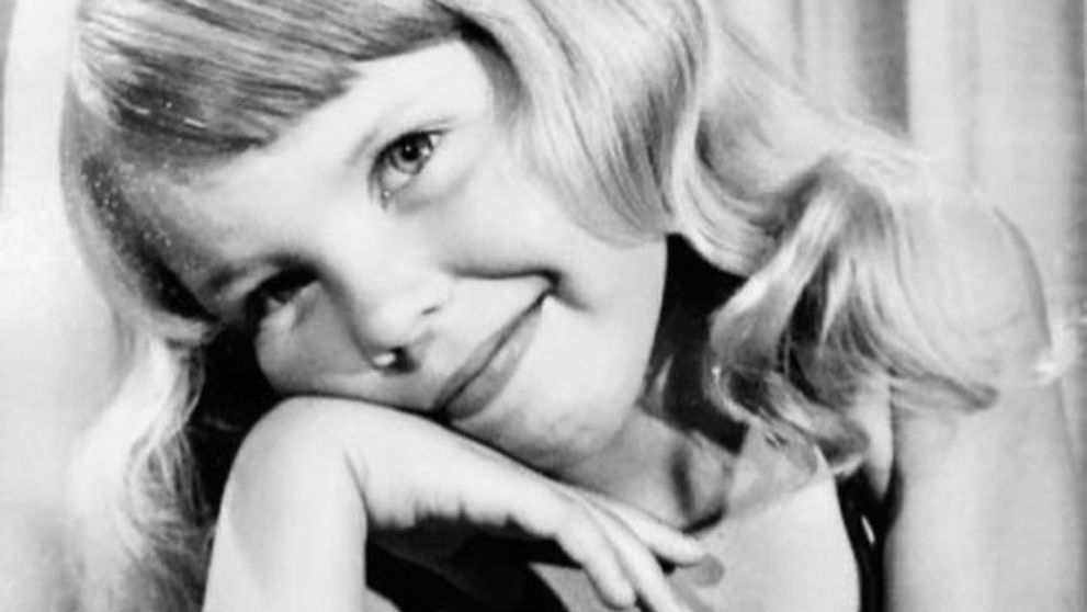 Hviezdna speváčka oslávila 54 rokov, no nikto jej to neverí. Spoznávate ju?