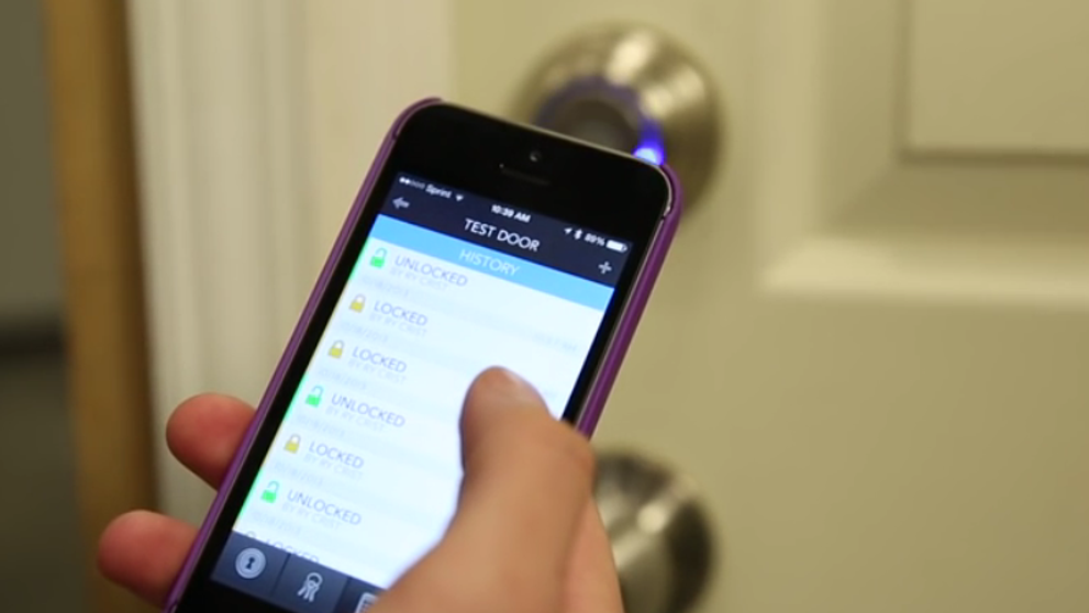 Vychytávka týždňa: Žiaden veľký zväzok kľúčov, stačí len mobil