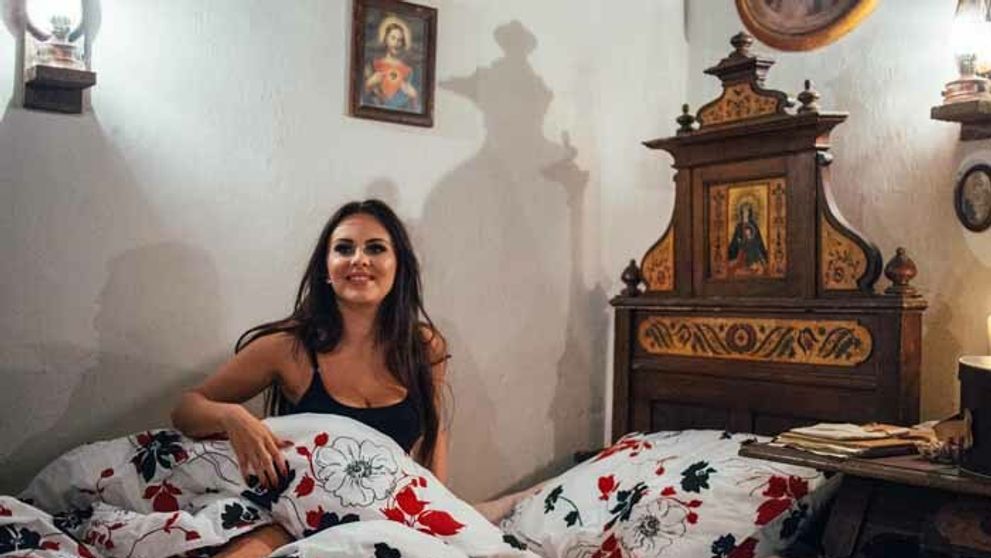 Jana Hrmová je späť na Farme! Reza slintá!