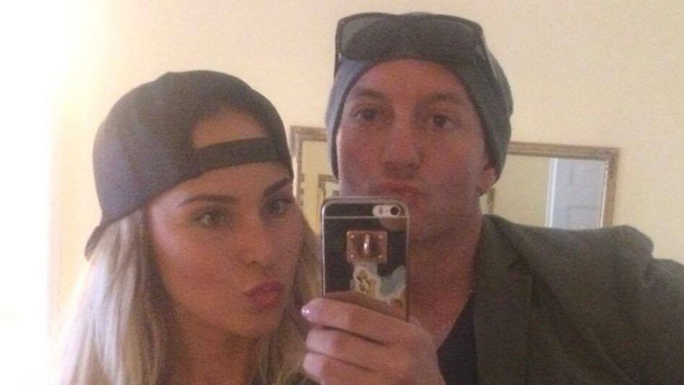 Súkromné fotografie z mobilu farmára Mikiho. Iba u nás!