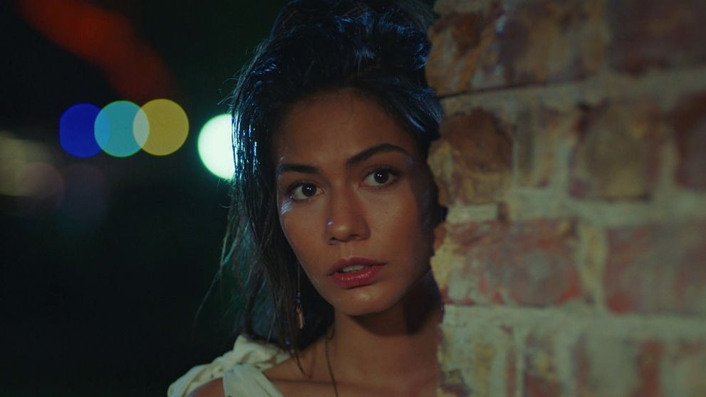 S hlavou v oblakoch: 127. a 128. epizóda