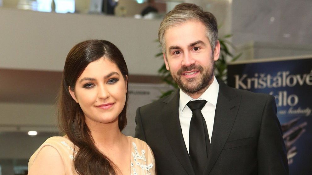 Celeste Buckingham prvýkrát v spoločnosti s priateľom. Sú nádherný pár