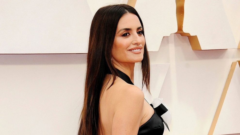 Zamilovaná Penélope Cruz: Vášnivé bozky v mori