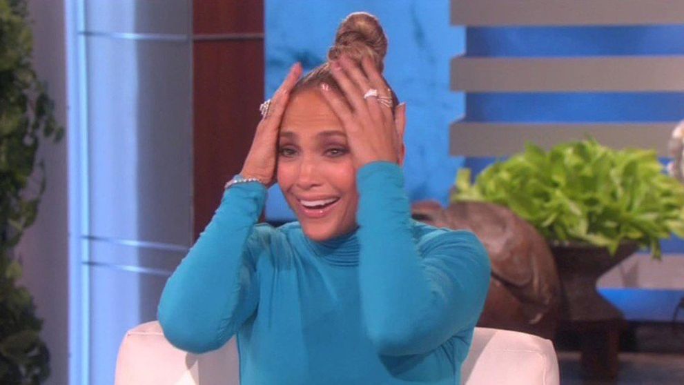 Jennifer Lopez rozkročila nohy a odhalila svoje tajomstvo. Toto skrýva pod šatami