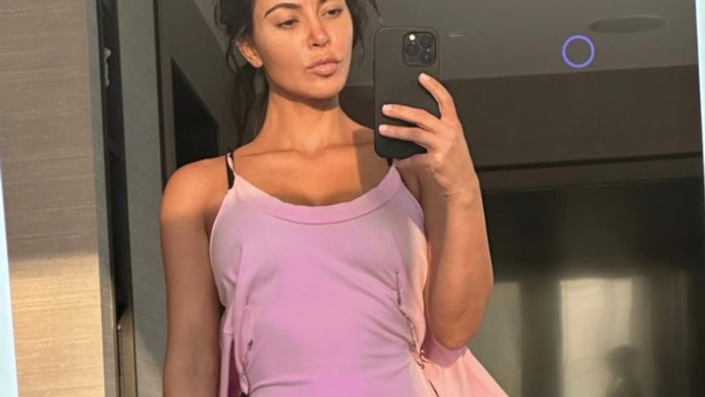 Kim Kardashian vydesila vlastná fotka: V okne zbadala postavu ženy