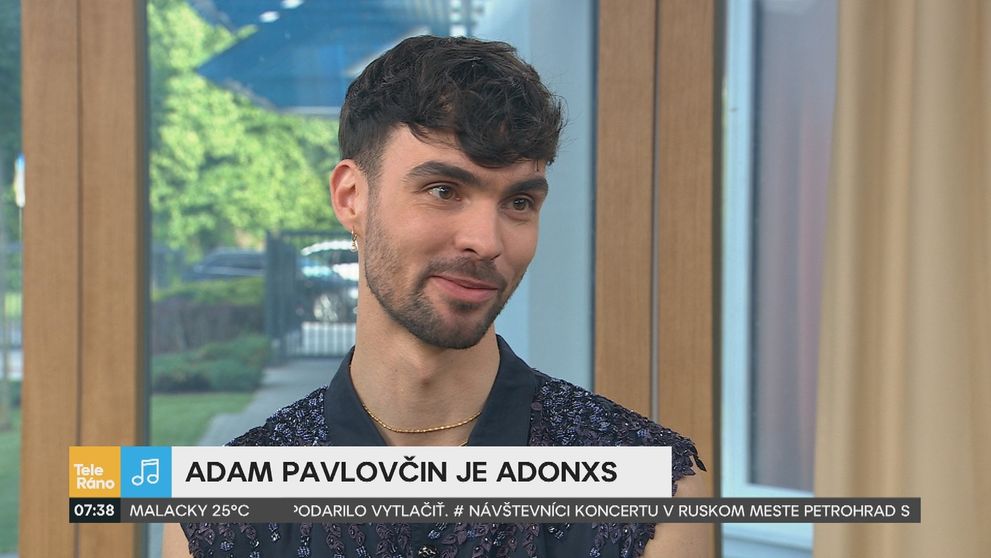 Jeho alter ego nie je náhodné. Adam Pavlovčin s menom Adonxs má veľké plány