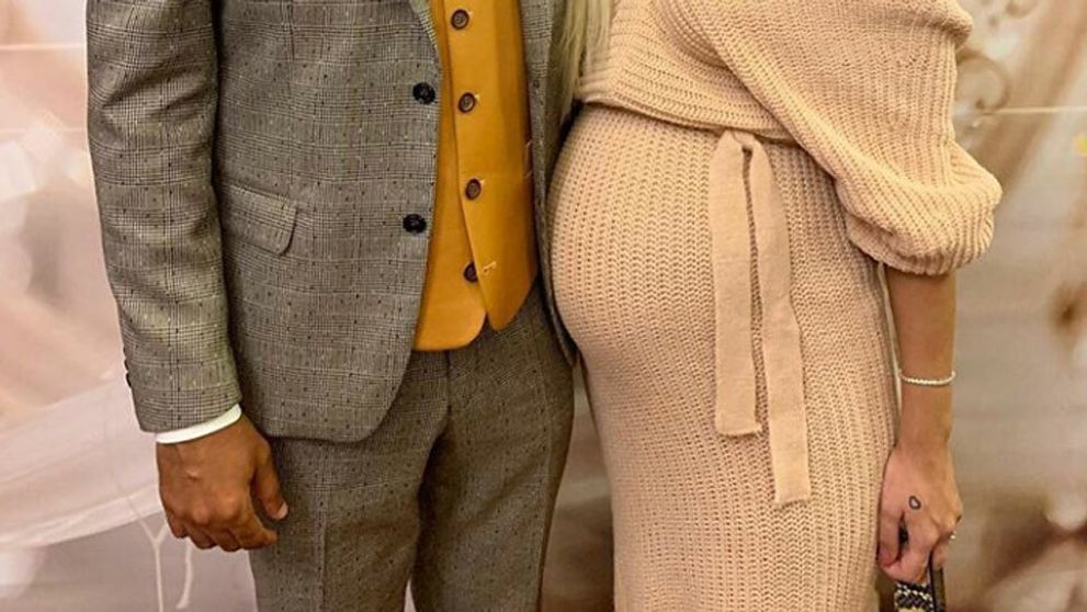 Slovenský spevák sa stal otcom. Jeho budúca manželka priviedla na svet dievčatko