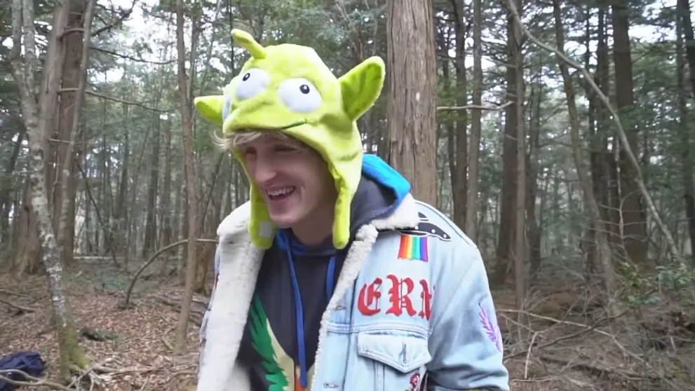 Slávny youtuber to prehnal. Vo videu ukázal mŕtveho človeka a smial sa na ňom