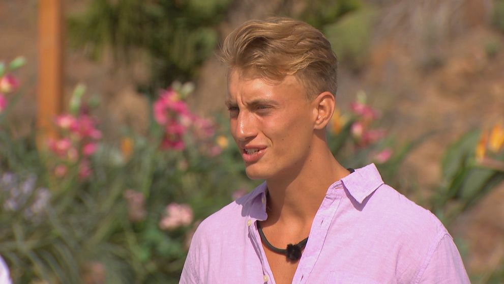 Konflikt po pár minútach vo vile. David to bombshell Lucii nedaruje