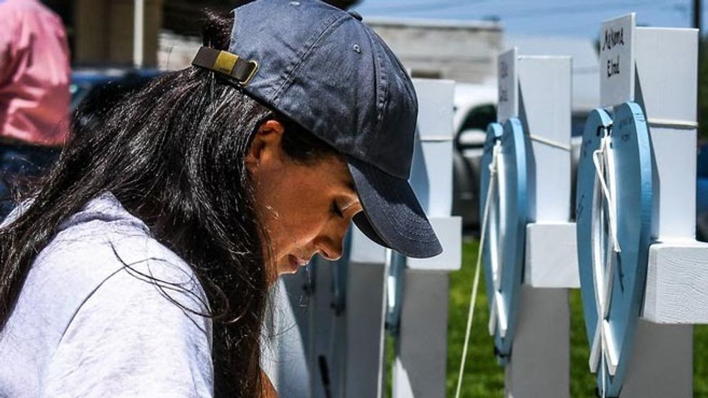 Meghan chcela túto návštevu utajiť: Hneď ju odhalili