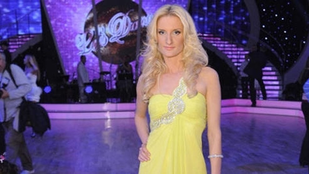 Kým iní šturmujú na téningoch, Adela sa fintí!