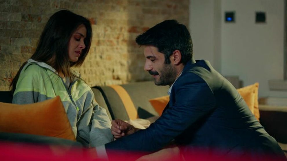 Nekonečná láska: 103. a 104. epizóda