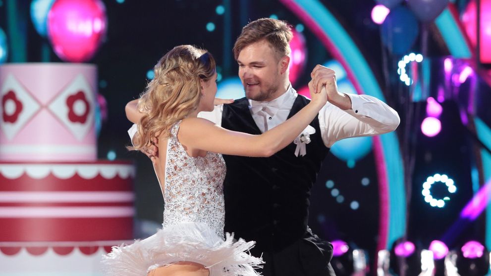 Emma Drobná sa pri cha-che odviazala. Odhalila sexy zadoček