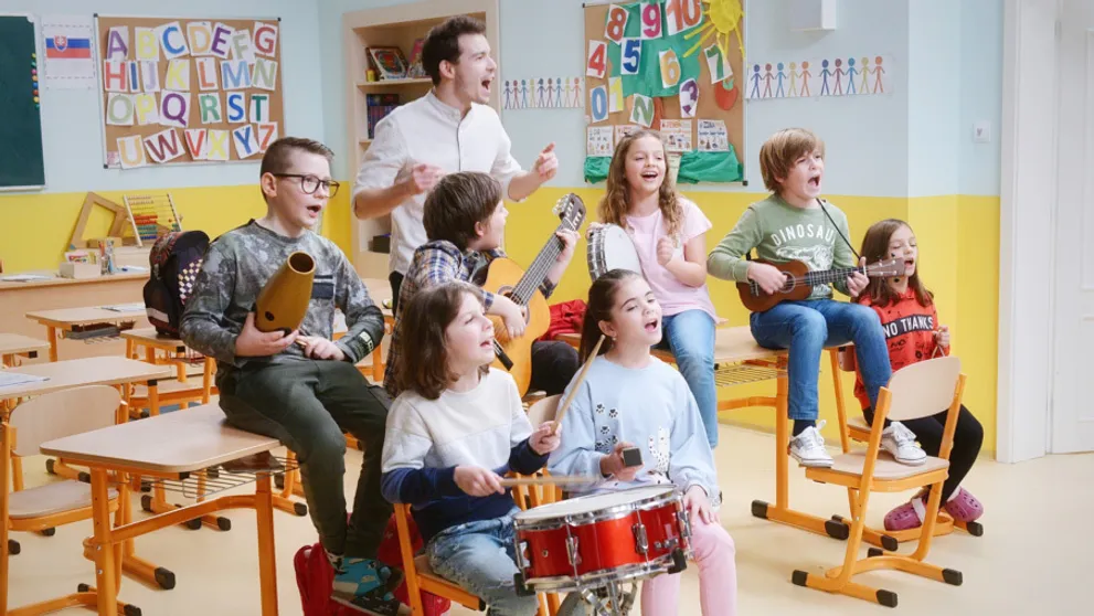 Obľúbená slovenská kapela v Oteckoch: Koncert priamo v škole