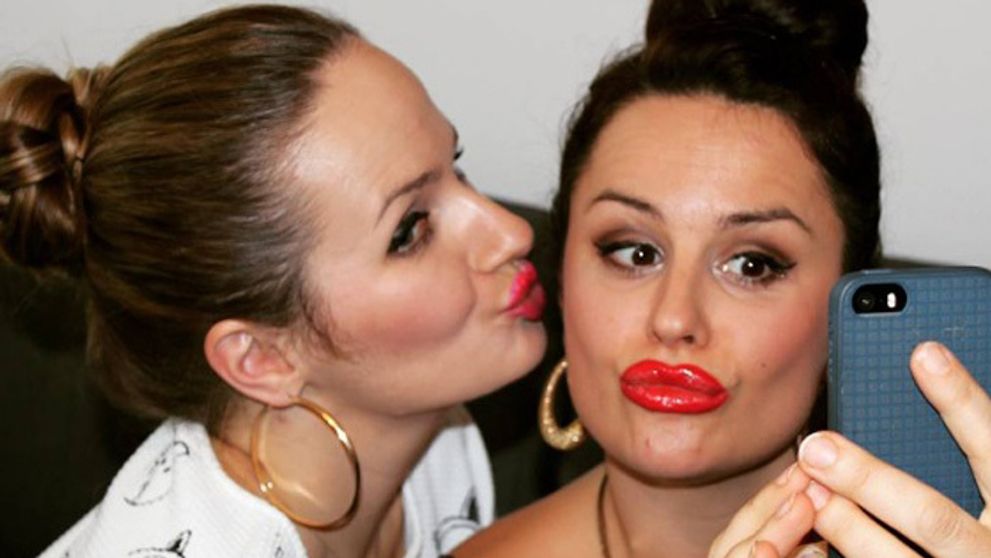 Selfie tyč a všetko, čo ste o nej (ne)vedeli: Ak ju používate, máte problém!