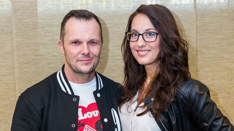 VIDEO: MC Erik pokľakol pred mladou priateľkou Veronikou. Dojímavá žiadosť o ruku