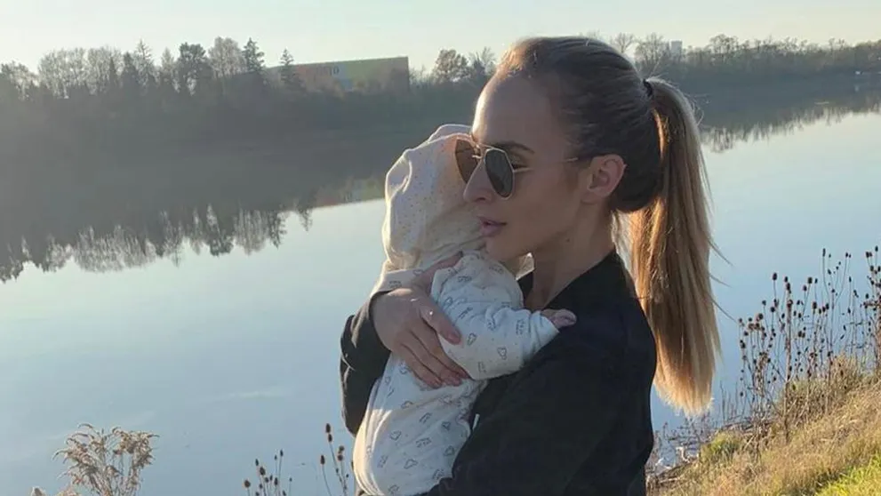 Lucia Mokráňová rieši otrasnú vec. Zbabelec sa jej vyhráža a uráža jej dcérku