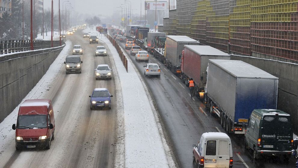 V Bratislave budú v utorok štrajkovať kamionisti, obmedzia zrejme dopravu